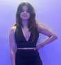 Ananya Genuine agency - escort in Gurgaon Photo 4 of 4