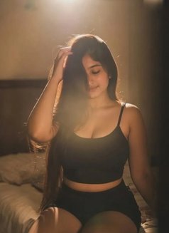 MYRA INDEPENDENT GIRL WITH FULL GFE - escort in Mumbai Photo 1 of 4