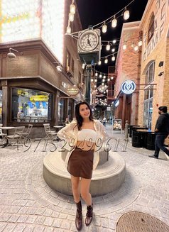 Ananya Stunningly Charismatic Indian - puta in Dubai Photo 20 of 30