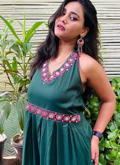 Ananya - escort in Kochi Photo 2 of 3