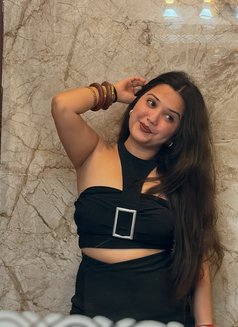 Ananya - escort in Kochi Photo 5 of 5