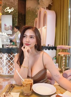 Ananya - escort in Mumbai Photo 3 of 4