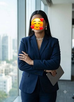 Ananya - escort in New Delhi Photo 1 of 6