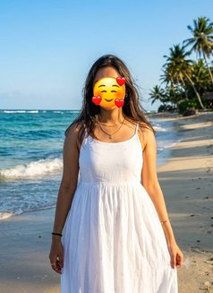 Ananya - escort in New Delhi Photo 5 of 6