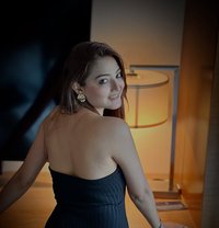 Ananya - puta in Pune