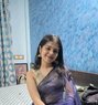 Ananya - Acompañantes masculino in Chennai Photo 1 of 2