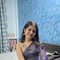 Ananya - Acompañantes masculino in Chennai