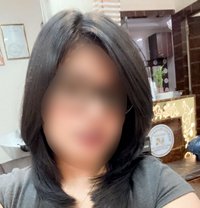 Ananya Indipendent anal girl - puta in Mumbai Photo 4 of 5