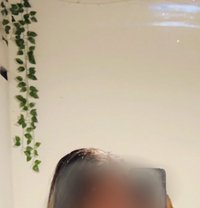Ananya (only Cam session and sexting ) - puta in Colombo