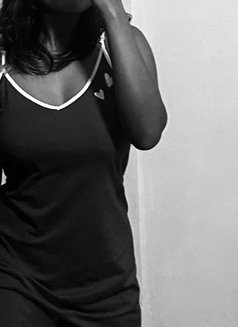 Ananya - ONLY CAM - escort in Colombo Photo 6 of 7