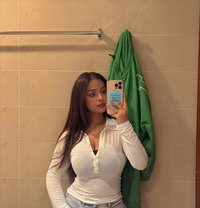 Ananya Vip Model - puta in Dubai