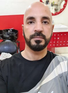 Anas - Male escort in Riyadh Photo 2 of 5