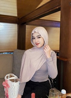 Anasl - escort in Muscat Photo 1 of 4