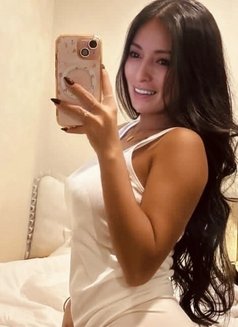 Anastasia Arriving - escort in Hong Kong Photo 5 of 6