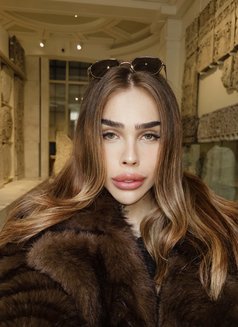 Anastasia Fabergé - Transsexual escort in Dubai Photo 10 of 10