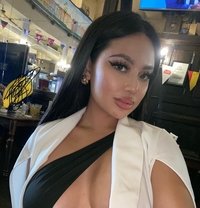 Anastasia Hills VIP - puta in Toronto