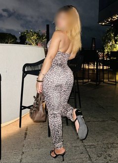 Anastasia Independent Meets Super Gfe - puta in Colombo Photo 30 of 30