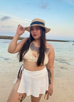 Anastasia - puta in Bali Photo 5 of 10