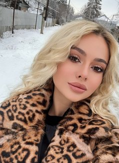 Anastasia New Top in Dubai - escort in Dubai Photo 12 of 16