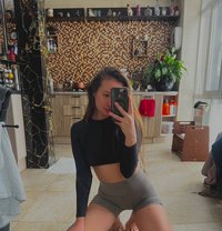 Anastasia - puta in Phuket