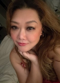Curvy Sexy Anastasia - escort in Bangkok Photo 1 of 9