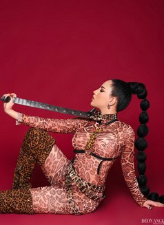 Anastasya Huge Thick and Cum - Transsexual escort in Jakarta Photo 11 of 20