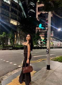 Anastasya Huge Thick and Cum - Transsexual escort in Jakarta Photo 17 of 20