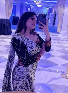 Anaya - escort in Dubai Photo 3 of 4