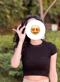 Anaya - escort in New Delhi Photo 5 of 6