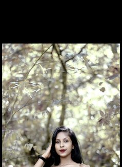 Royal Escort unlimted romance 24×7 Surat - puta in Surat Photo 10 of 10