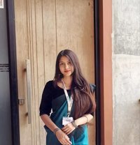 Anchal - puta in Pune