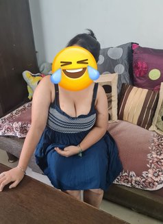Dolly Malik. Independent girl - puta in Noida Photo 1 of 1
