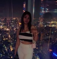 PRITI YOUNGEST GIRL AVAILABLE IN DELHI - puta in New Delhi Photo 4 of 5