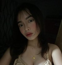 Andeng - escort in Kolkata