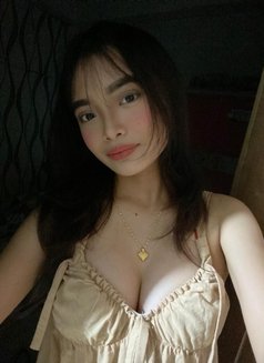 Andeng - escort in Kolkata Photo 5 of 6