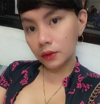 Andi - Transsexual escort in Manila
