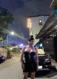 Andi - Transsexual escort in Manila Photo 6 of 6