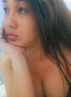 Andi Frosty - Transsexual escort in Davao Photo 1 of 3