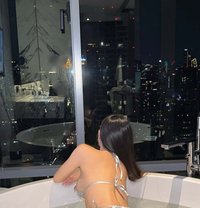 Your Mistress Yiv - puta in Osaka