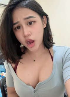 Andini - escort in Chennai Photo 3 of 5