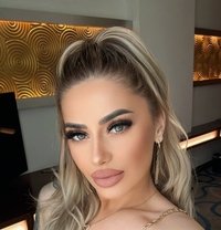 Andra - escort in Doha