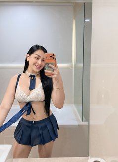 Andrea - escort in Kuala Lumpur Photo 7 of 8
