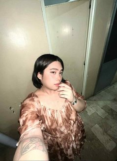 Andrea - escort in Manila Photo 1 of 1