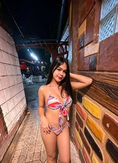 Andrea - puta in Manila Photo 1 of 6