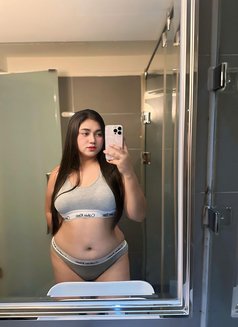 Andrea - Transsexual escort in Kaohsiung Photo 12 of 13