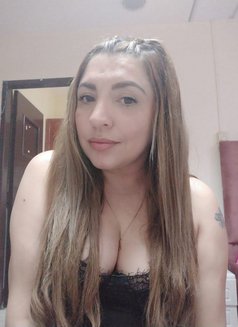 Andrea - puta in Abu Dhabi Photo 12 of 12