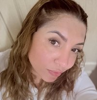 Andrea - escort in Abu Dhabi Photo 8 of 10