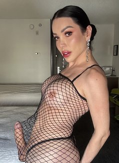 Andrea Raducan - Transsexual escort in Malta Photo 20 of 22