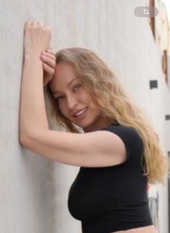 Andrea - escort in Riyadh Photo 15 of 15