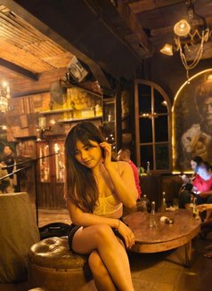 Andrea ☯ Sweet - puta in Jakarta Photo 1 of 8
